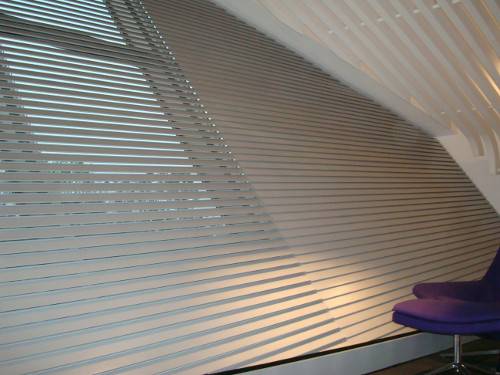 JVS umbrire cu lamele mobile